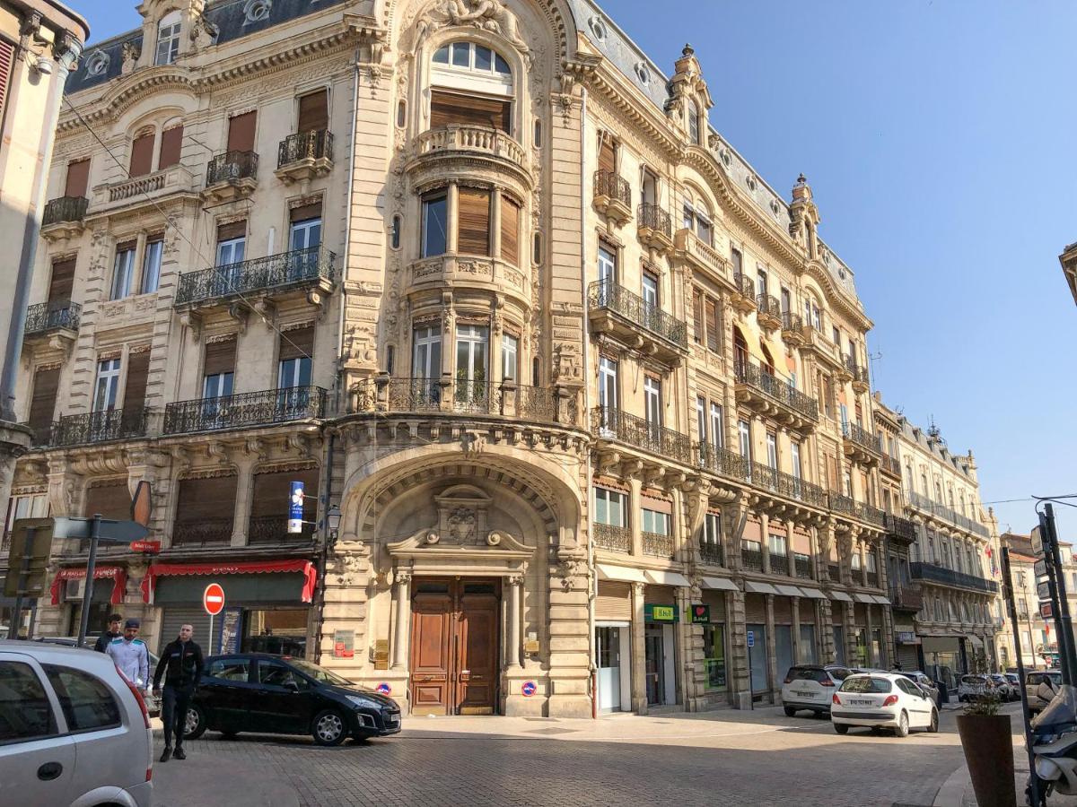 Place De La Mairie, Art Apparts 베지에 외부 사진